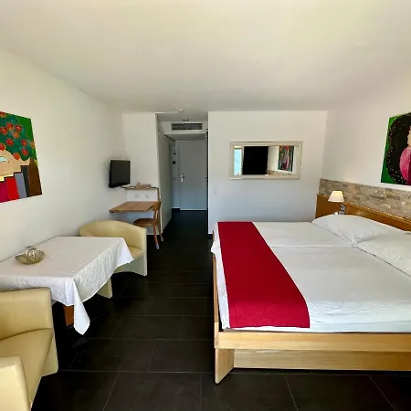 Garni Morettina Brissago
